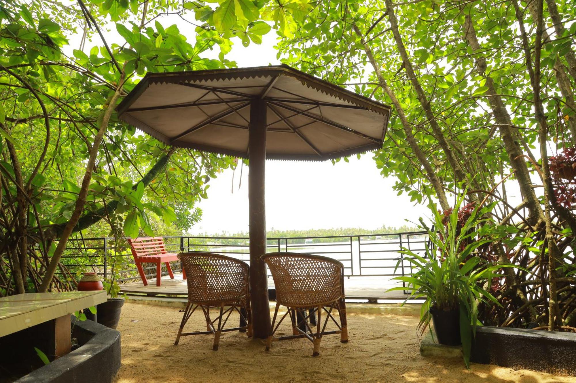 Lakefront Beach Homes Cherai Beach ภายนอก รูปภาพ